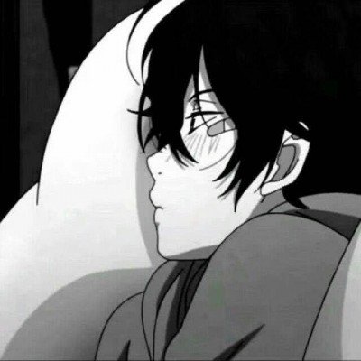 12306回应男子高铁站抽烟无人管